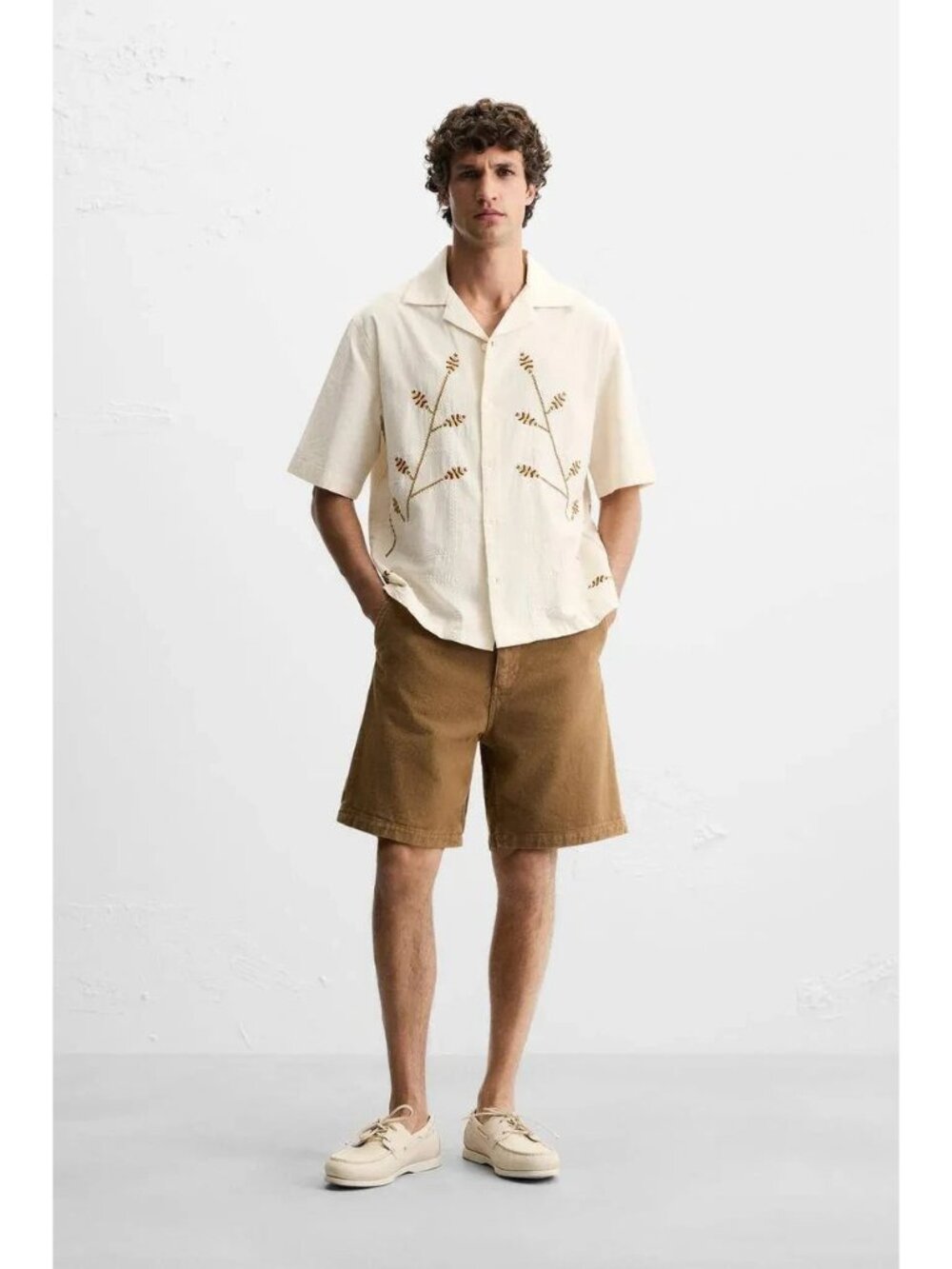 Zara Mens Shirt Embroidered Textured Size S Ecru Short Sleeve 7200/308 NWT